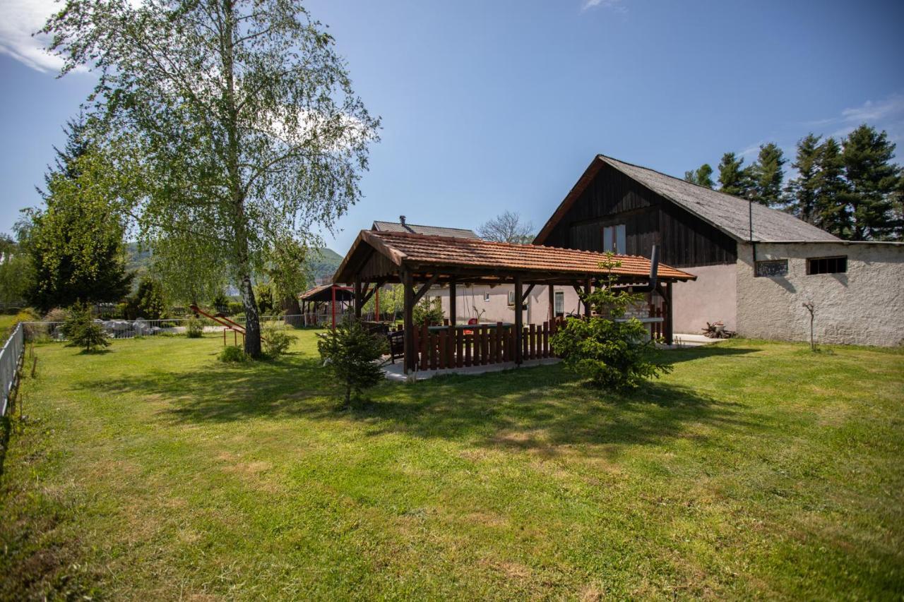 Sumski Dvori Apartment Огулин Экстерьер фото